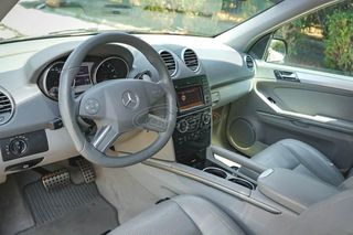 Mercedes-Benz ML 63 AMG 2008 Fecelift-thumb-25