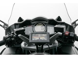 ΚΑΙΝΟΥΡΙΟ!!! - Βάση GPS SW-MOTECH για Yamaha FJR 1300 04-18