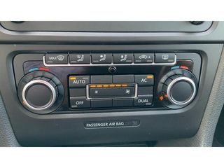 Volkswagen Golf 2010 HIGHLINE-thumb-19