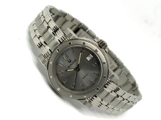 BULOVA quartz -thumb-2