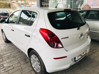 Hyundai i 20 2014-thumb-3