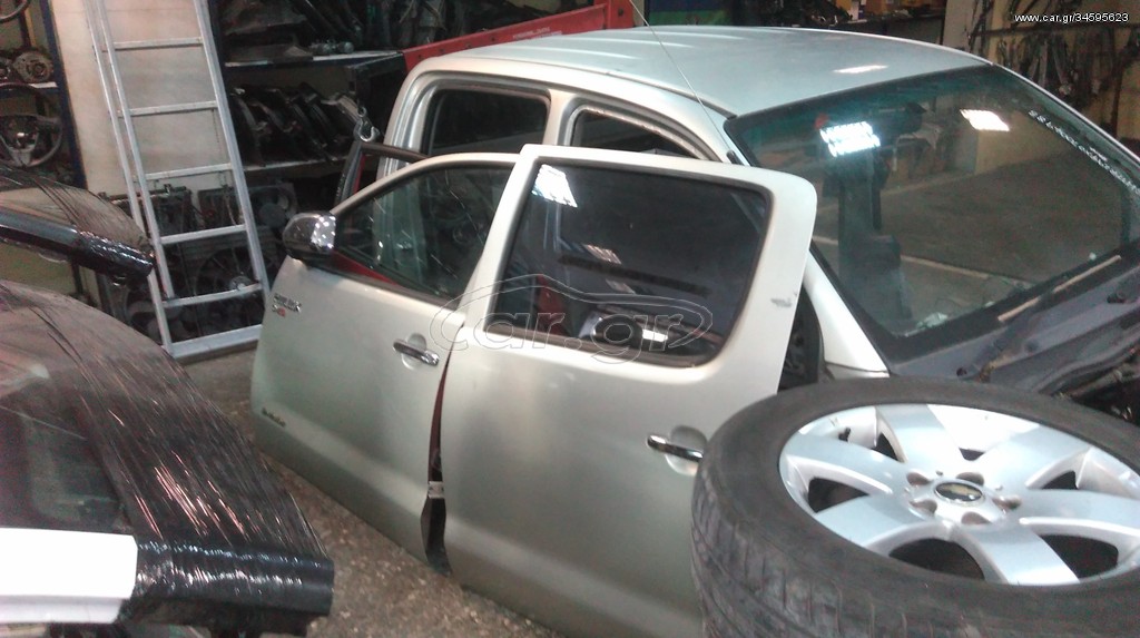TOYOTA HI-LUX