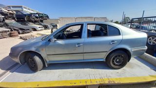 Ουρανός Skoda Octavia '04 Προσφορά