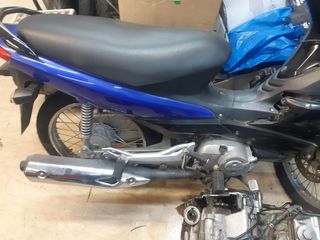 Suzuki ADRESS 125-thumb-1