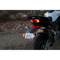 Βαση Μετατοπισης Φως Πινακιδας Ducati Multistrada 21-24 | Denalli