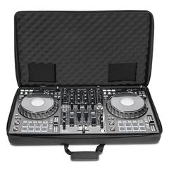 UDG Creator U8305 Pioneer DDJ-FLX10/ Denon MCX8000/ Reloop Mixon 8 Pro Hardcase Black - UDG