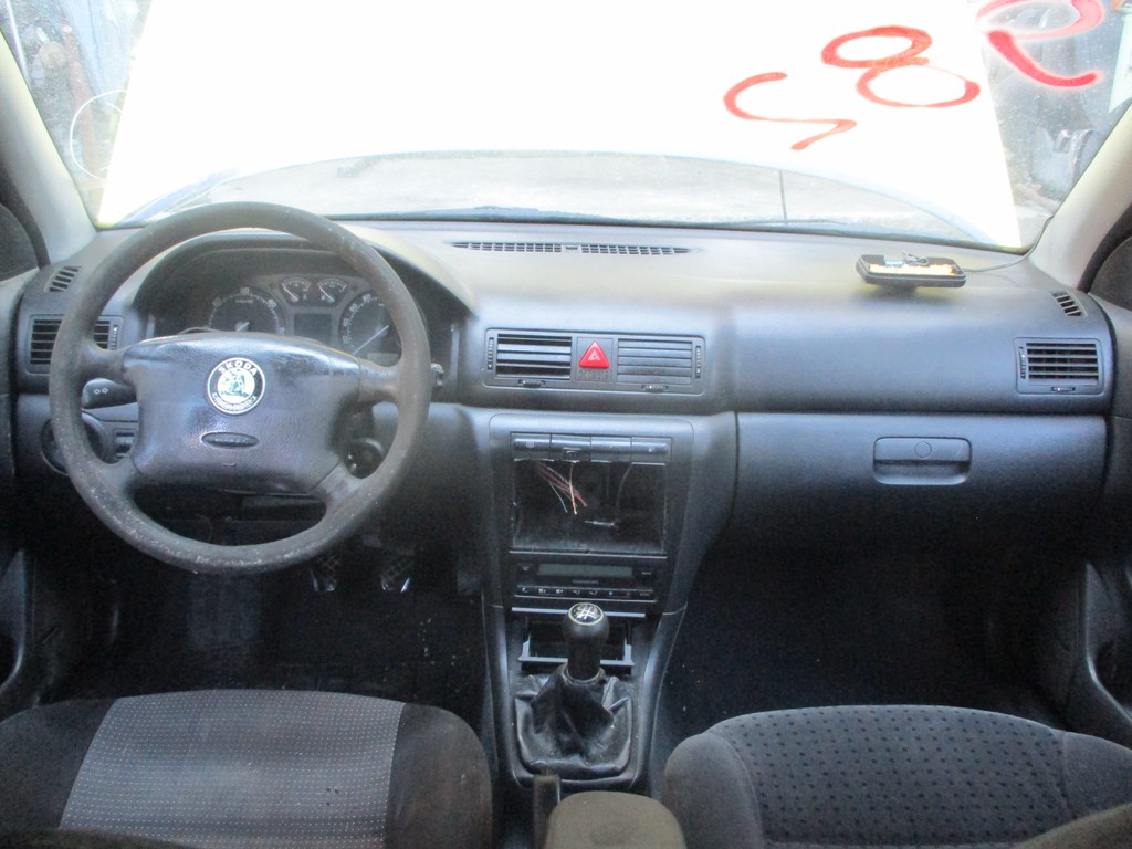 Ταμπλό Skoda Octavia '04 Προσφορά.
