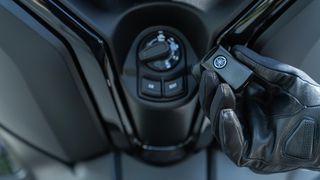 Yamaha XMAX 125 2026 200€ ΔΩΡΟΕΠΙΤΑΓΗ ΠΑΡΑΓΓΕΛΙΑ 1 ΜΗΝΑ!-thumb-9