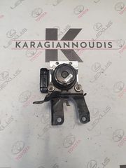 Toyota Yaris scp130 2013-2018 μονάδα ABS με κωδικό 44540-0D130 και 89541-0D330