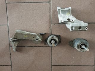 ΒΑΣΕΙΣ ΜΗΧΑΝΗΣ ALFA ROMEO GT,156 147 2.0 JTS