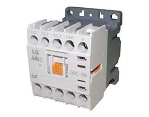 Ρελέ ισχύος MINI με 3P ισχύς 2.2KW AC3 6A τάση πηνίου 24VAC και 1 βοηθητική επαφή NO τύπου METAMEC LG