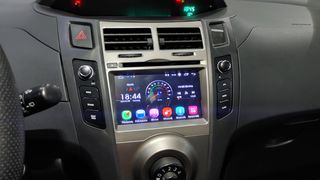Toyota Yaris 2010 οθονη Android 10 σε γκρι χρωμα και καμερα 170 μ