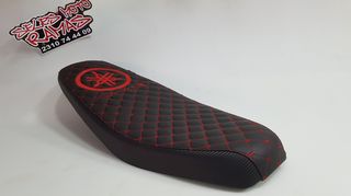 Σέλα Yamaha CryptonX 135 με μπακλαβά και carbon