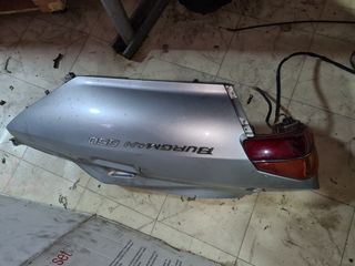 Suzuki Burgman 650 δεξιά ουρά