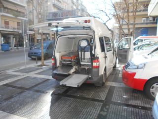 Ασθενοφόρο Volkswagen 2013 TRANSPORTER T5 4 MOTION 4Χ4-thumb-2