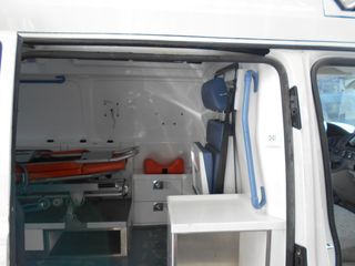 Ασθενοφόρο Volkswagen 2013 TRANSPORTER T5 4 MOTION 4Χ4-thumb-3
