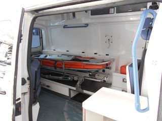 Ασθενοφόρο Volkswagen 2013 TRANSPORTER T5 4 MOTION 4Χ4-thumb-4