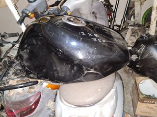 Kawasaki zxr 750 ρεζερβουάρ
