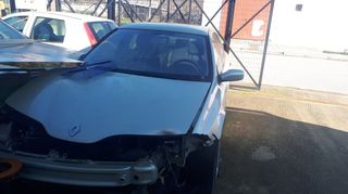 Renault Laguna 1.6 16v  PEPPAS CAR PARTS  '02