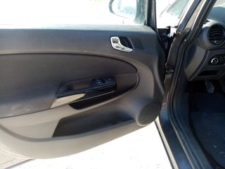 Opel Corsa 2012-thumb-6