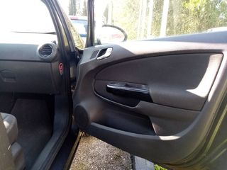Opel Corsa 2012-thumb-7