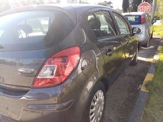 Opel Corsa 2012-thumb-4