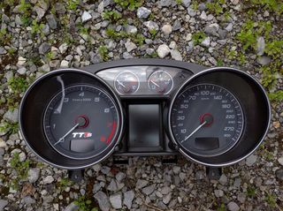 Audi TTS 8JO 920 930A 