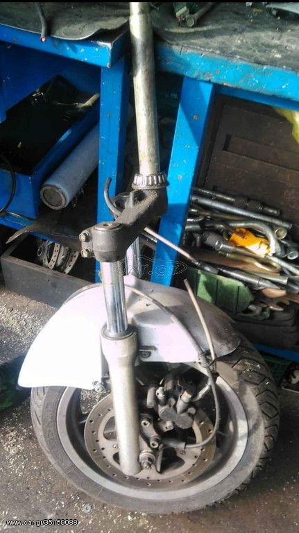  PIAGGIO X8 200