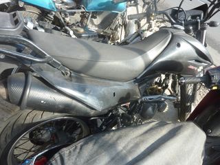 ΣΕΛΑ DR 125 SM 2009-2012-thumb-2