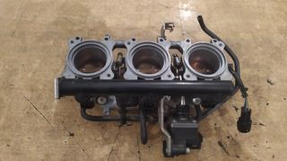 TRIUMPH TIGER 800 2011' σώμα injection Καρμπιρατέρ.