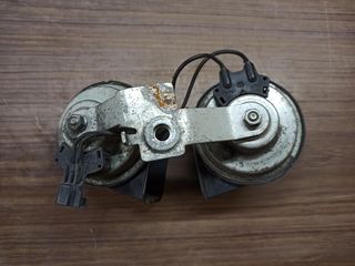 Κόρνα από Ford Focus 2008-2012-thumb-1