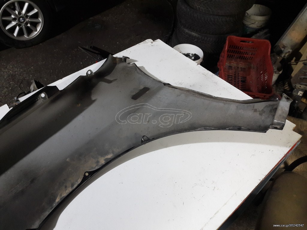 Φτερό δεξί HR-V HONDA 99-05