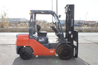 Toyota 2012 02-8FDF30 FV3700 [1714]-thumb-4