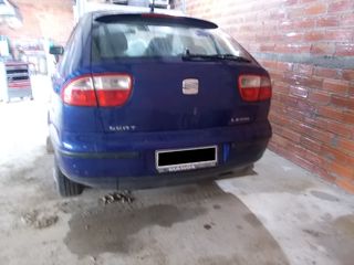SEAT LEON 1,4-thumb-2