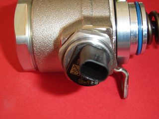 ΑΝΤΛΙΑ ΒΕΝΖΙΝΗΣ ΥΨΗΛΗΣ ΠΙΕΣΗΣ VW/AUDI/SEAT/SKODA '03-'21 03C127026P-thumb-1
