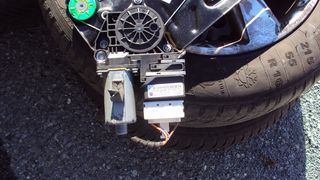 VW EOS (ΠΑΡΑΘΥΡΑ ΠΙΣΩ ΗΛΕΚΤΡΙΚΑ)-thumb-2