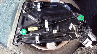 VW EOS (ΠΑΡΑΘΥΡΑ ΠΙΣΩ ΗΛΕΚΤΡΙΚΑ)-thumb-5