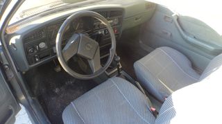 Opel Ascona 1985 1300-thumb-16