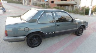Opel Ascona 1985 1300-thumb-8