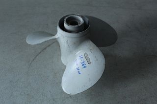 ΠΡΟΠΕΛΑ  YAMAHA 30 HP 9 1/2*10 1/2 F-thumb-1