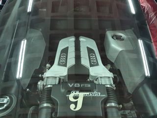Audi R8 2009-thumb-20