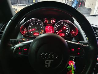 Audi R8 2009-thumb-18