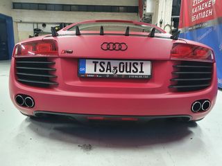 Audi R8 2009-thumb-11
