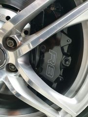 Audi R8 2009-thumb-17