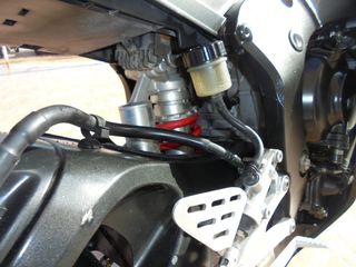 Yamaha 2004 YZF R6-thumb-6