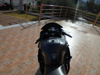 Yamaha 2004 YZF R6-thumb-8
