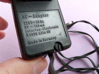 Γνήσιο τροφοδοτικό Interton 9V 150mA-thumb-2
