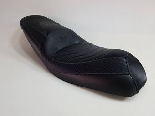 Ανατομική σέλα Yamaha CryptonX 135 με carbon