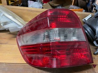 W164 αριστερό  ml Mercedes Benz φανερή οπίσθιο κολοφαναρο