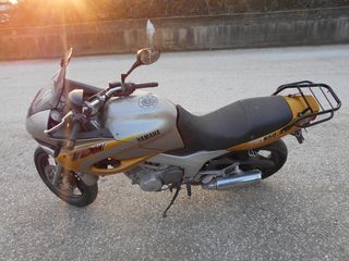 YAMAHA TDM 850-thumb-2